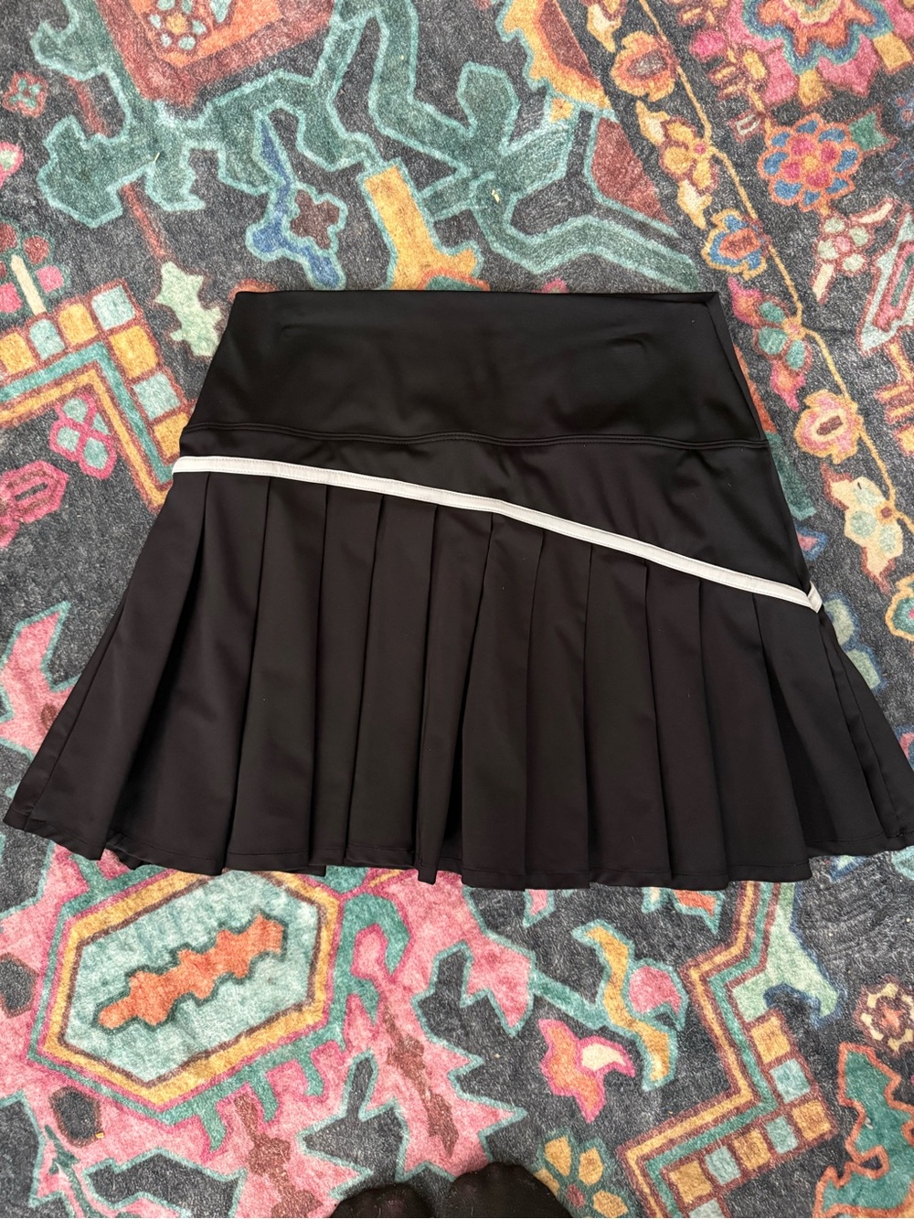 Small Beach Riot Black Pleated Athletic Mini Skort with White Asymmetrical Trim - Picture 3 of 3